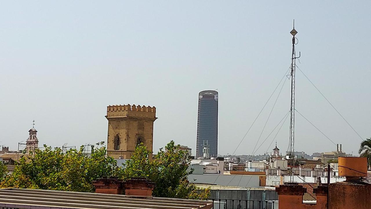 Apartamento Ático en Calatrava - VISTAS Y GRAN TERRAZA PRIVADA Sevilla Exterior foto